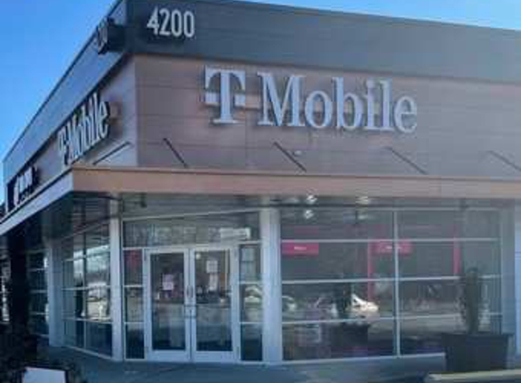 T-Mobile - Louisville, KY