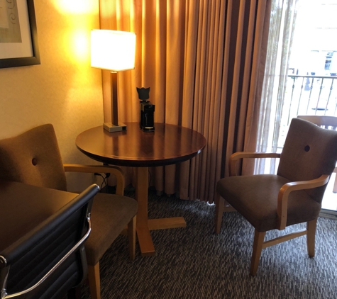 Portofino Inn And Suites Anaheim - Anaheim, CA