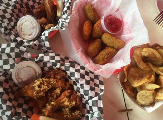 Wings N' Things - Pompano Beach, FL