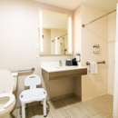 Holiday Inn Express & Suites College Station by IHG - Hotels