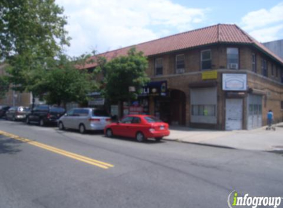 Paradise Laundromat - Glendale, NY