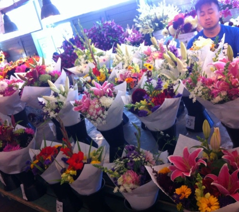 Pike Place Flowers - Seattle, WA