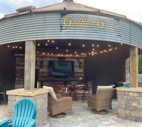 Grain Bin Living - Chickamauga, GA