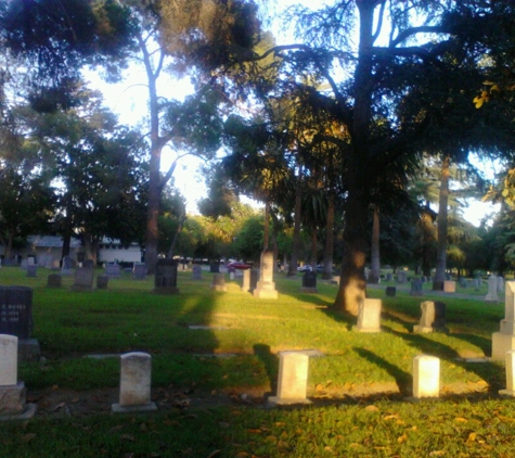 Live Oak Memorial Park - Monrovia, CA