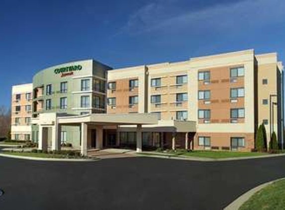 Courtyard by Marriott - Clarksville, TN