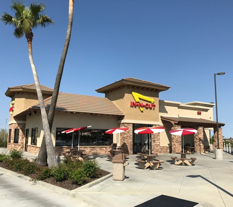 In-N-Out Burger - Folsom, CA