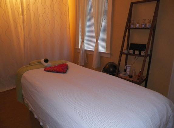 Mother Oak Massage - Columbus, OH