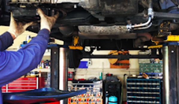 Tom's Transmission & Auto Service - Canyon Country, CA