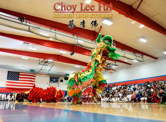 Golden Lion Studios - Bakersfield, CA. Tournament Performance - Choy Lee Fut Lion Dance