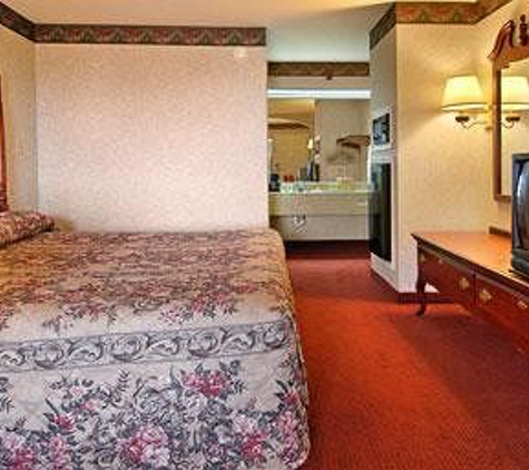 Super 8 by Wyndham Murfreesboro - Murfreesboro, TN