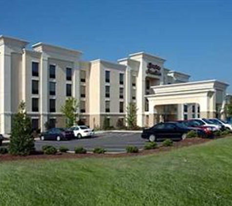 Hampton Inn & Suites Wilson I-95 - Wilson, NC