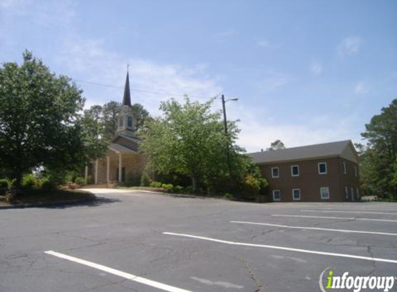 Vinings Lake Church - Mableton, GA