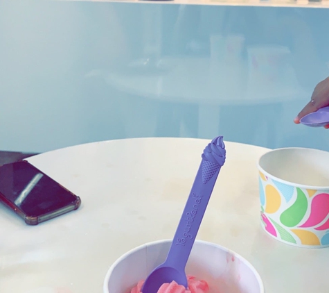 YogurtLand - Los Angeles, CA