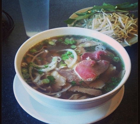 Pho Bac Hoa Viet Restaurant - Sacramento, CA