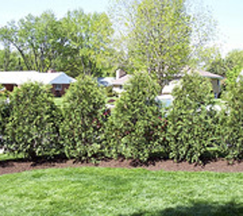 J & E Landscape Services - Eastlake, OH