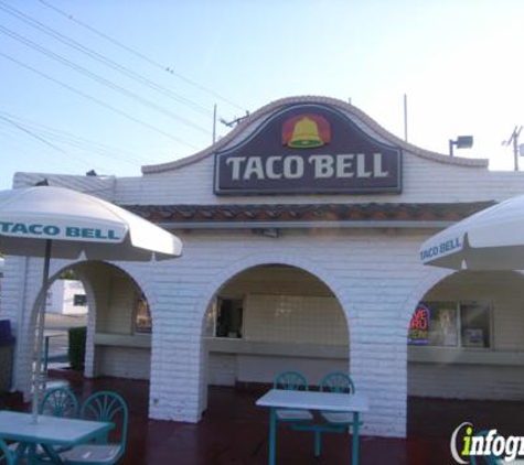 Taco Bell - North Hollywood, CA