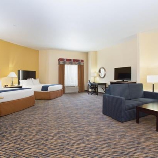 Holiday Inn Express & Suites Denver North - Thornton - Thornton, CO