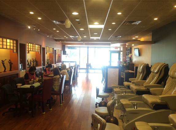 Nails By Design - Northbrook, IL