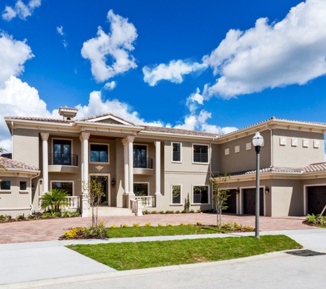 Blue Sky Villas | Luxury Vacation Homes - Champions Gate, FL