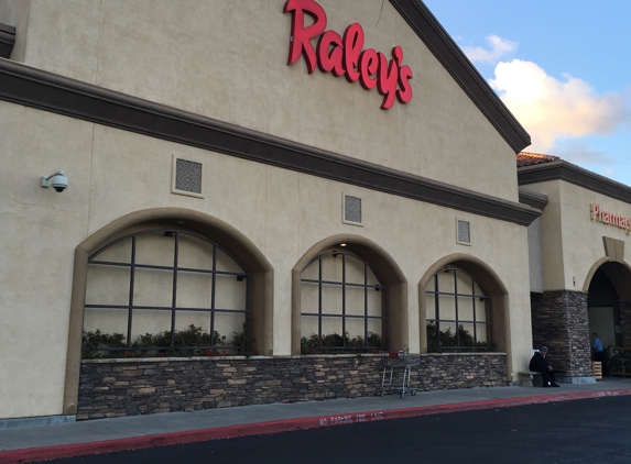 Raley's Supermarket - Roseville, CA