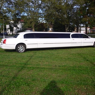 Whitestar Limousine - New Hyde Park, NY