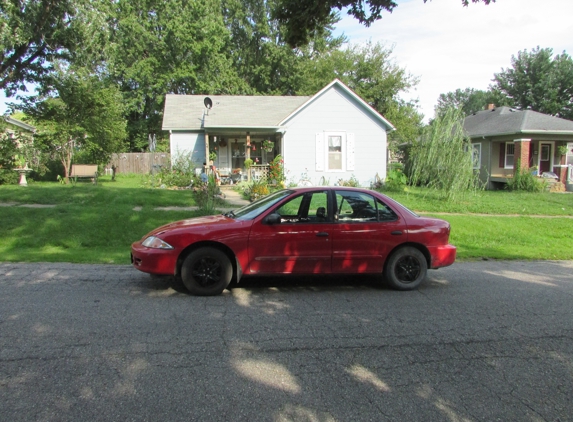 Pleasant Hill PD - Pleasant Hill, MO. this is a public street my sick neighbor can do as he wants to do NO law for me over 11 years.