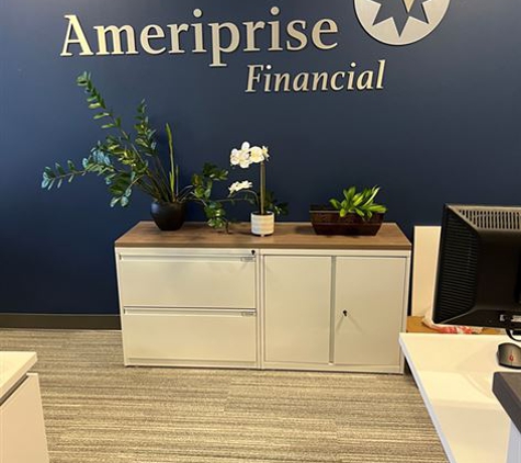 Compelling Wealth Advisors - Ameriprise Financial Services - Madison, WI