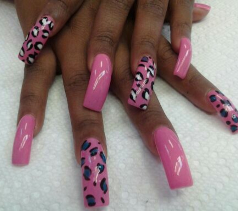 Flawless Finish Nail & Make Up Studio- Duncanville - Duncanville, TX