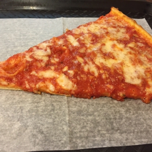 Rizzo's Fine Pizza - Astoria, NY