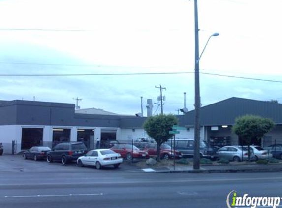 Alki Auto Body Inc - Seattle, WA