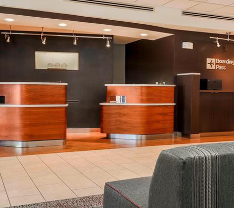 Courtyard by Marriott - Lake Mary, FL