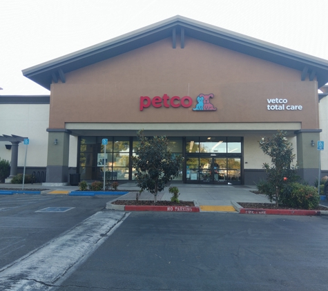 Petco Vaccination Clinic - Brentwood, CA