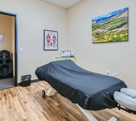 Canyon Lake Chiropractic and Physical Therapy - Las Vegas, NV