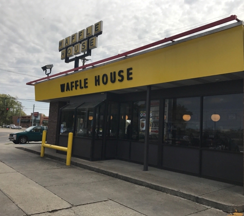 Waffle House - Baton Rouge, LA