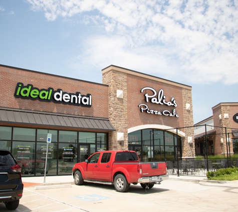 Ideal Dental Roanoke - Roanoke, TX