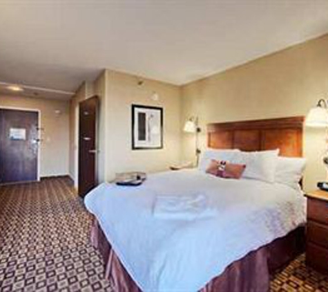 Wingate by Wyndham Springfield IL - Springfield, IL