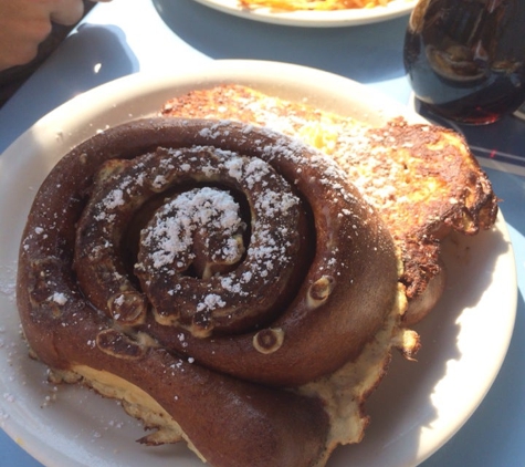 Bluebird Cafe - North Liberty, IA