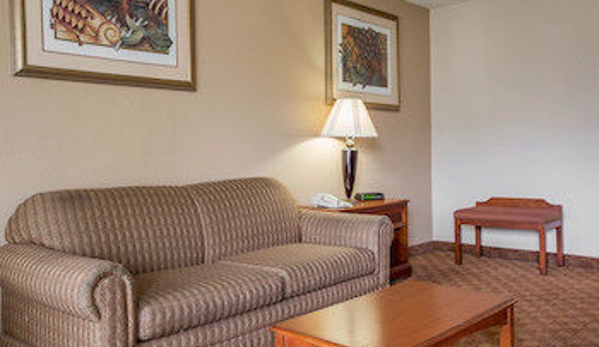 Quality Inn & Suites @ Hanes Mall / Medical Center - Winston Salem, NC