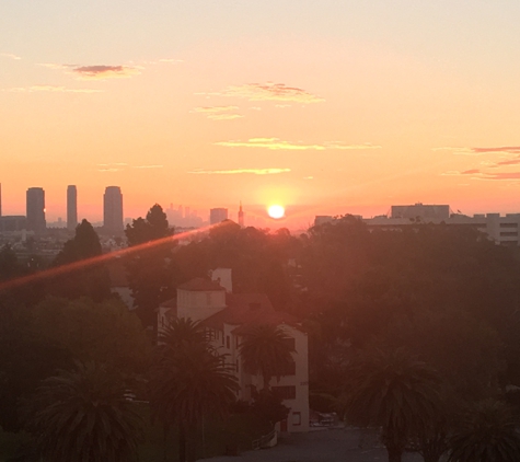 Law Offices of Robert M. Klein - Los Angeles, CA