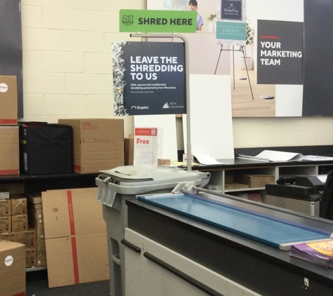 Staples Print & Marketing Services - Oak Lawn, IL