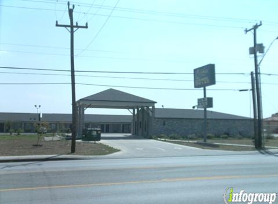 Culebra Motel - San Antonio, TX