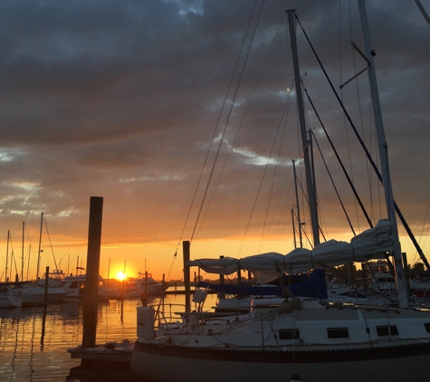 Moonbeam Gateway Marina - Brooklyn, NY