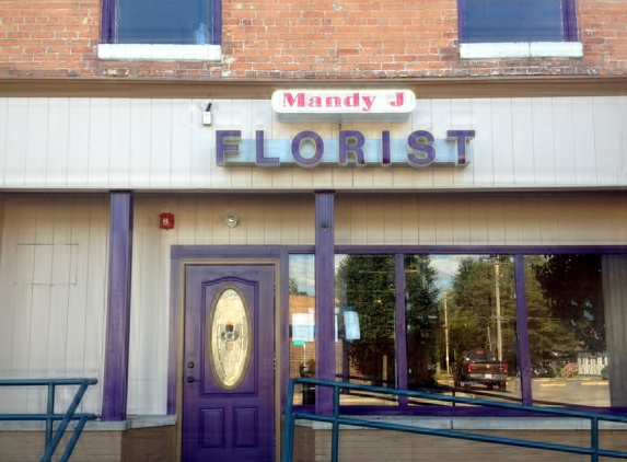 Mandy J Florist & Gifts LLC. - Almont, MI