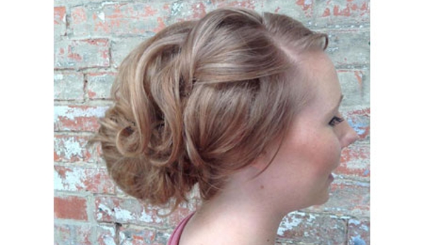 El Artista Hairdressing - Ballarat Central, VIC