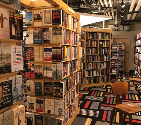 Seminary Co-op Bookstore - Chicago, IL