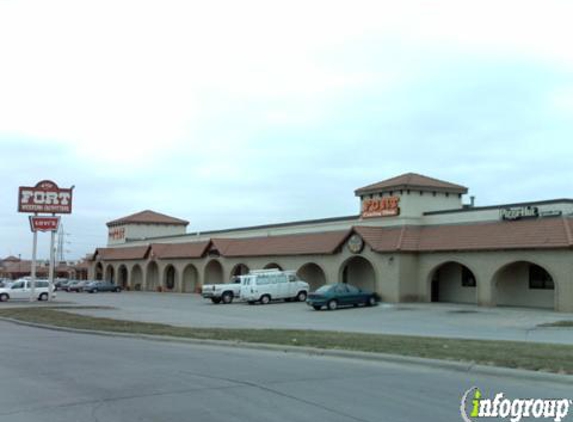 Tips & Toes Nail Salon - Lincoln, NE