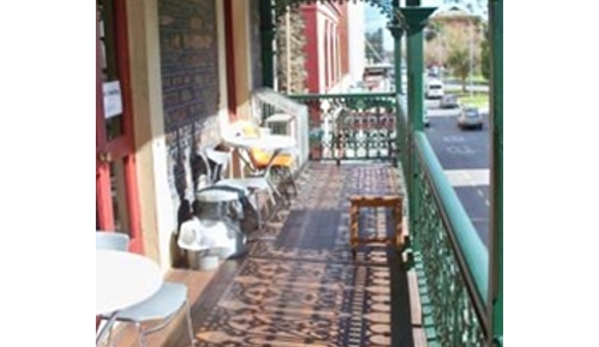 Adelaide's Shakespeare Backpackers International Hostel - Adelaide, SA