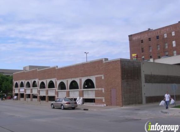 ABM Parking Service - Des Moines, IA