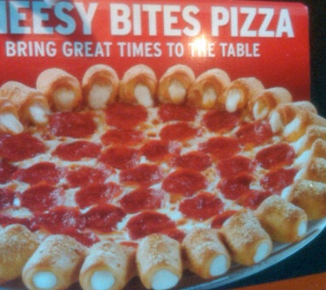 Pizza Hut - Delafield, WI