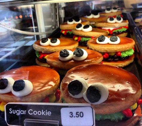 Sugar Twist Bakery - Bakersfield, CA